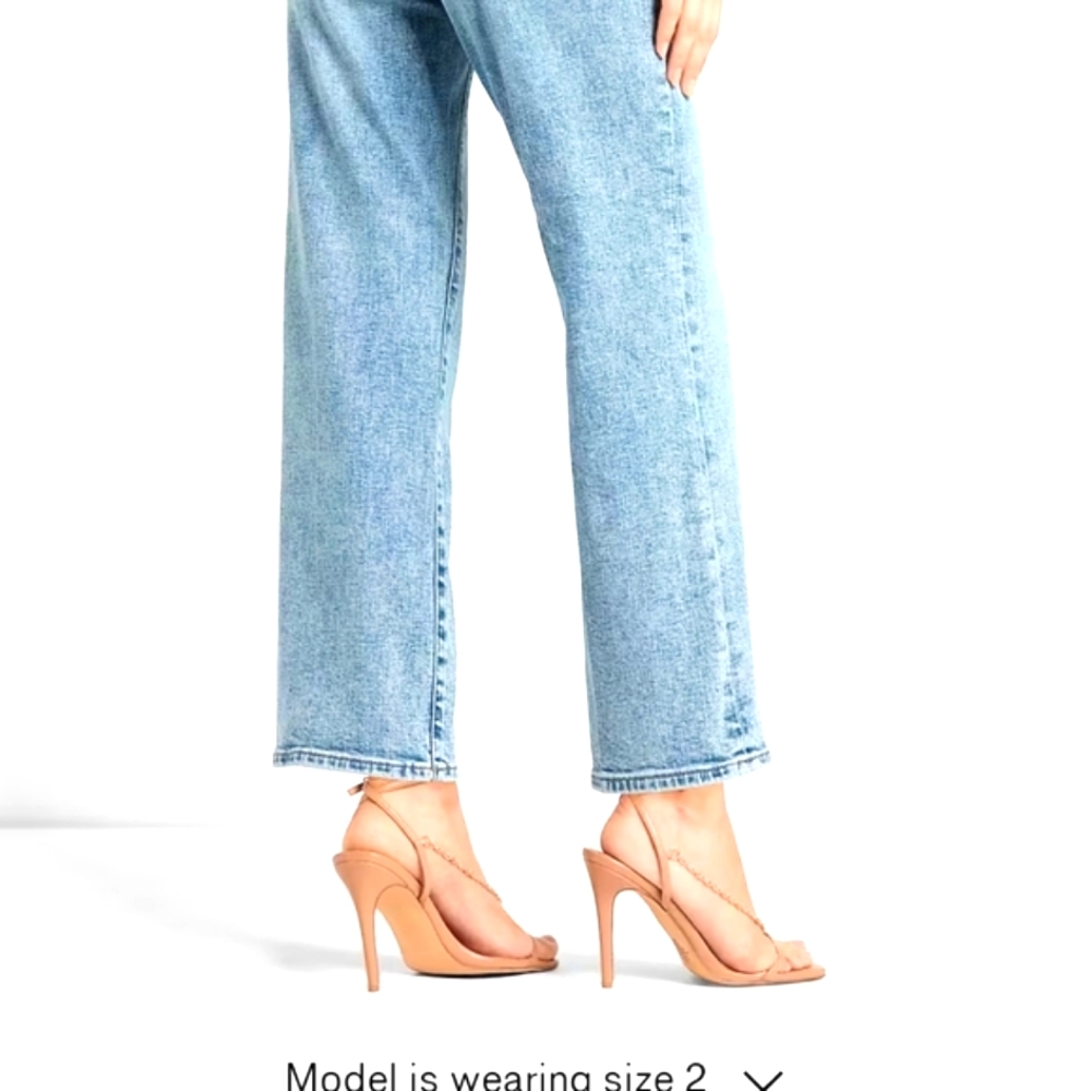 Express Low Rise Light Wash 90s Ankle Boot Jeans - Picture 6 of 8